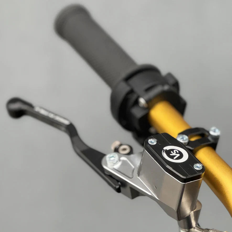 Paar E-VOLVENDO Black / SUR-RON Light Bee Bremsen